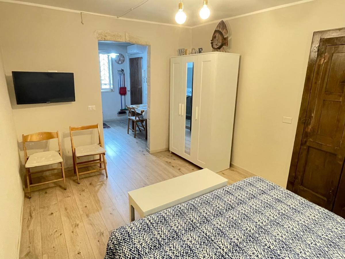 Trevisani Central Station Apartment Bari Exterior foto